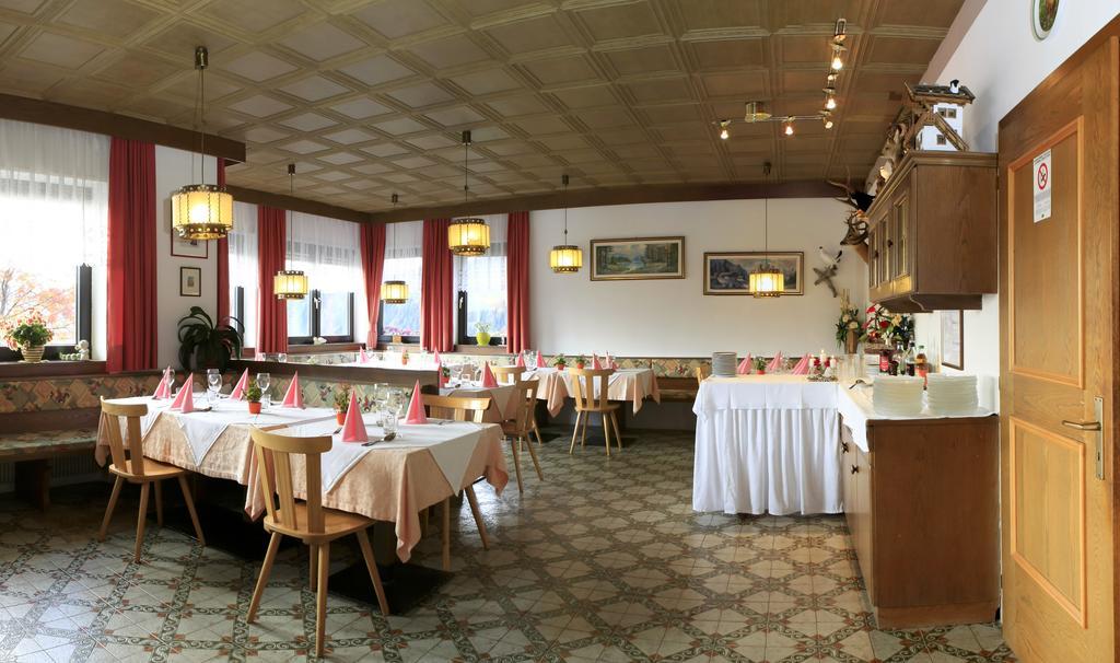 Pension Rastnerhof Luson Exteriör bild
