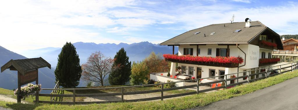 Pension Rastnerhof Luson Exteriör bild