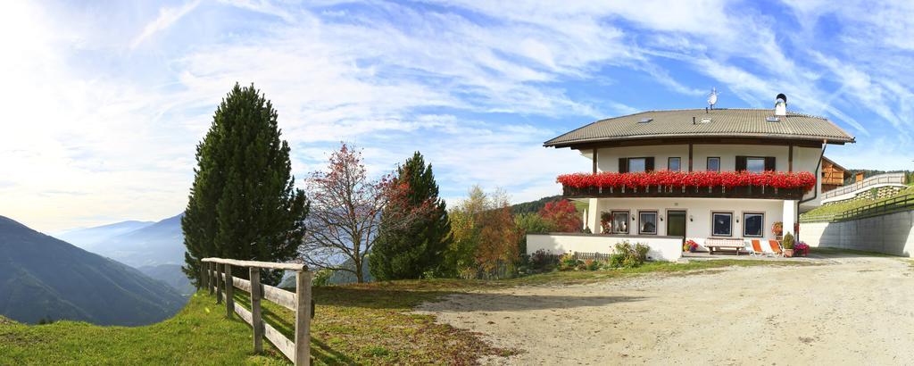 Pension Rastnerhof Luson Exteriör bild